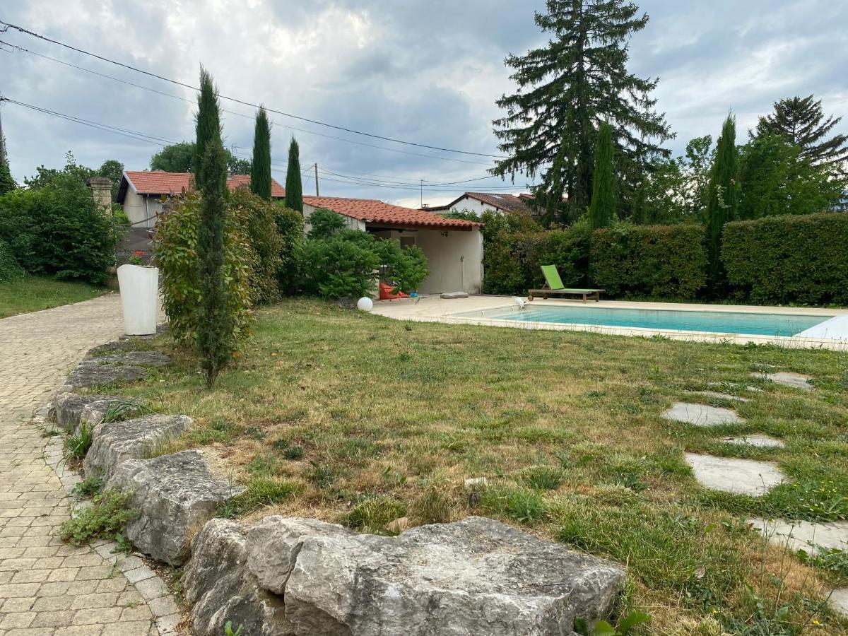Les Berouds Otel Salaise-sur-Sanne Dış mekan fotoğraf