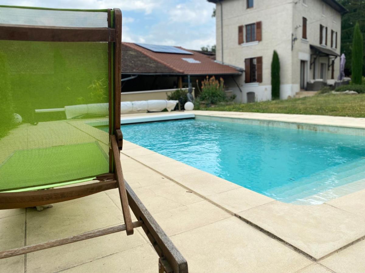 Les Berouds Otel Salaise-sur-Sanne Dış mekan fotoğraf